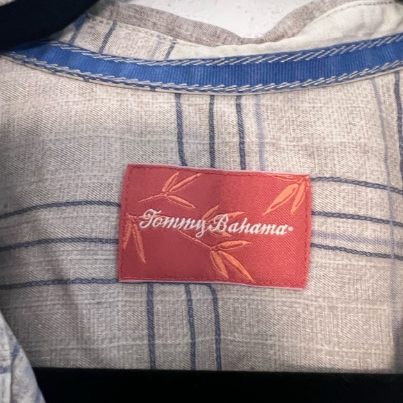 Shirt - Picture 3 of 7